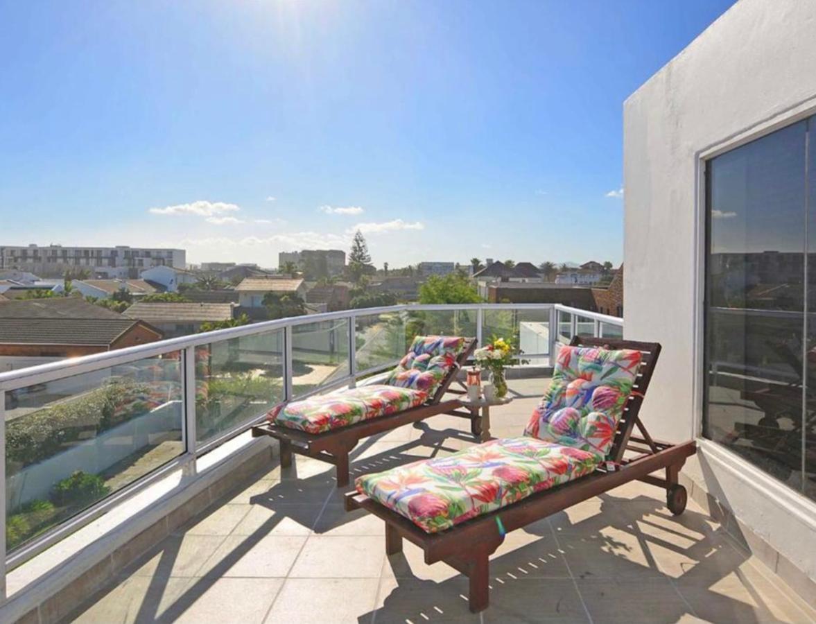 7th Wonder Bed & Breakfast Cape Town