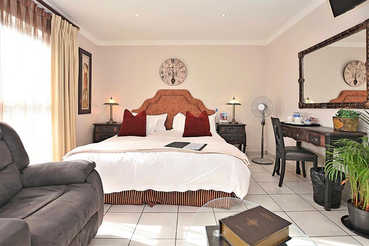 7th Wonder 3* Cape Town