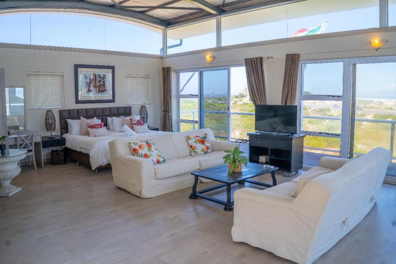 7th Wonder 3* Cape Town